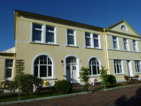 Haus Strandburg